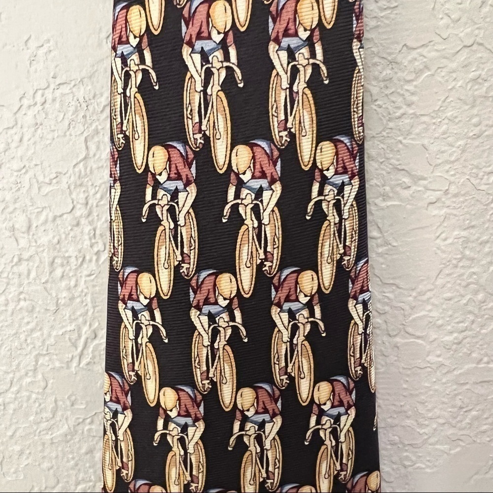 CYCLIST necktie black and yellow, Utopia, measurement shown, statement piece.